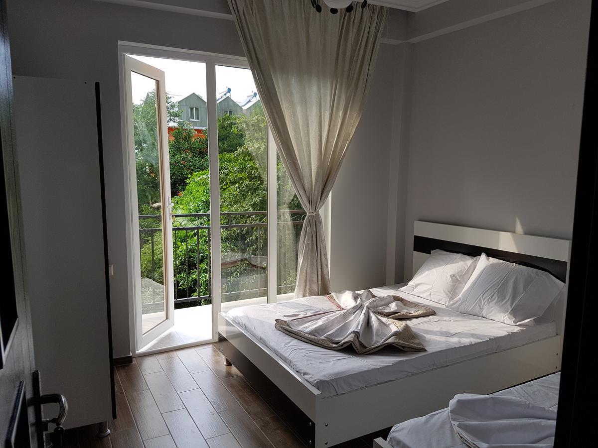 Villa Royal House à Kvariati Extérieur photo